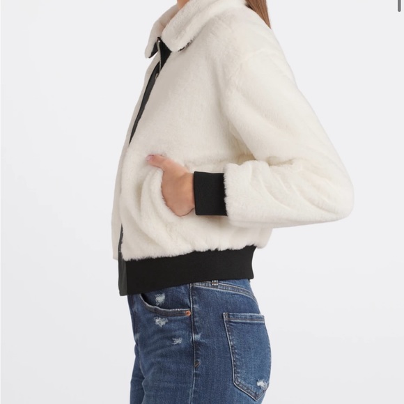 Vigross Sherpa Jacket - Picture 2 of 3